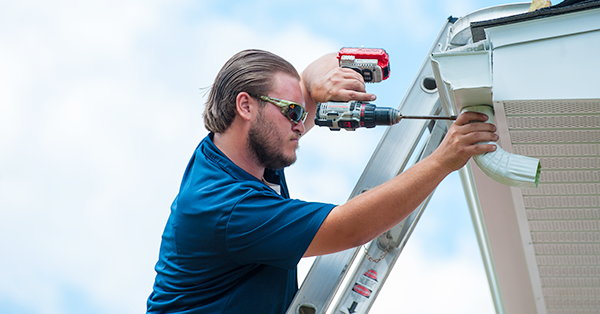 installing rain gutters